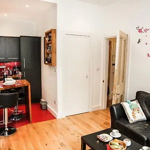 Appartamento Chic & Bright Flat Near Holyrood Park, Edimburgo