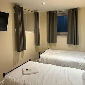  Homestay Twin With En-suite