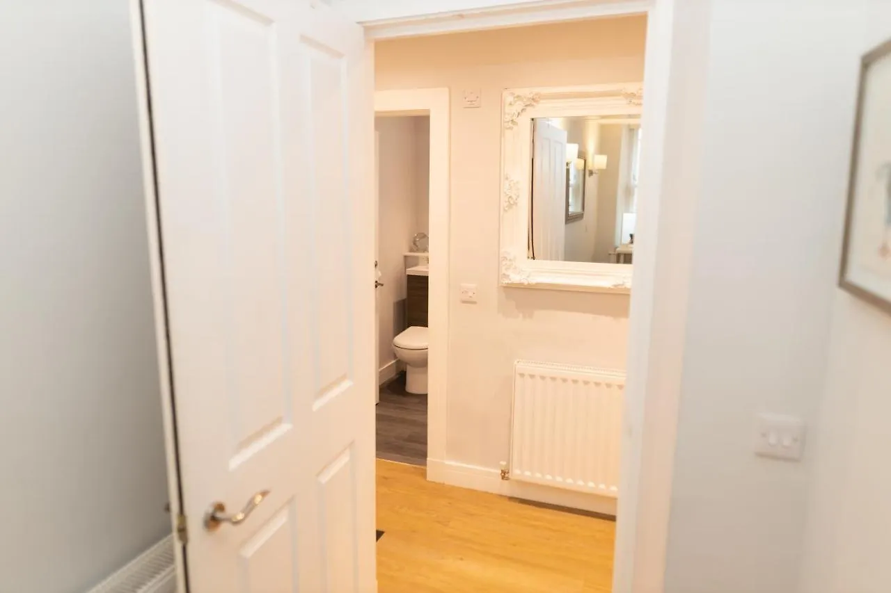 Luxury Modern 3 Bedroom Apartment In City Centre Édimbourg